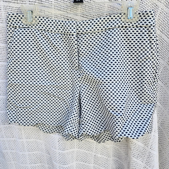Cynthia Rowley Swiss Dot Shorts 6 - Picture 12 of 14